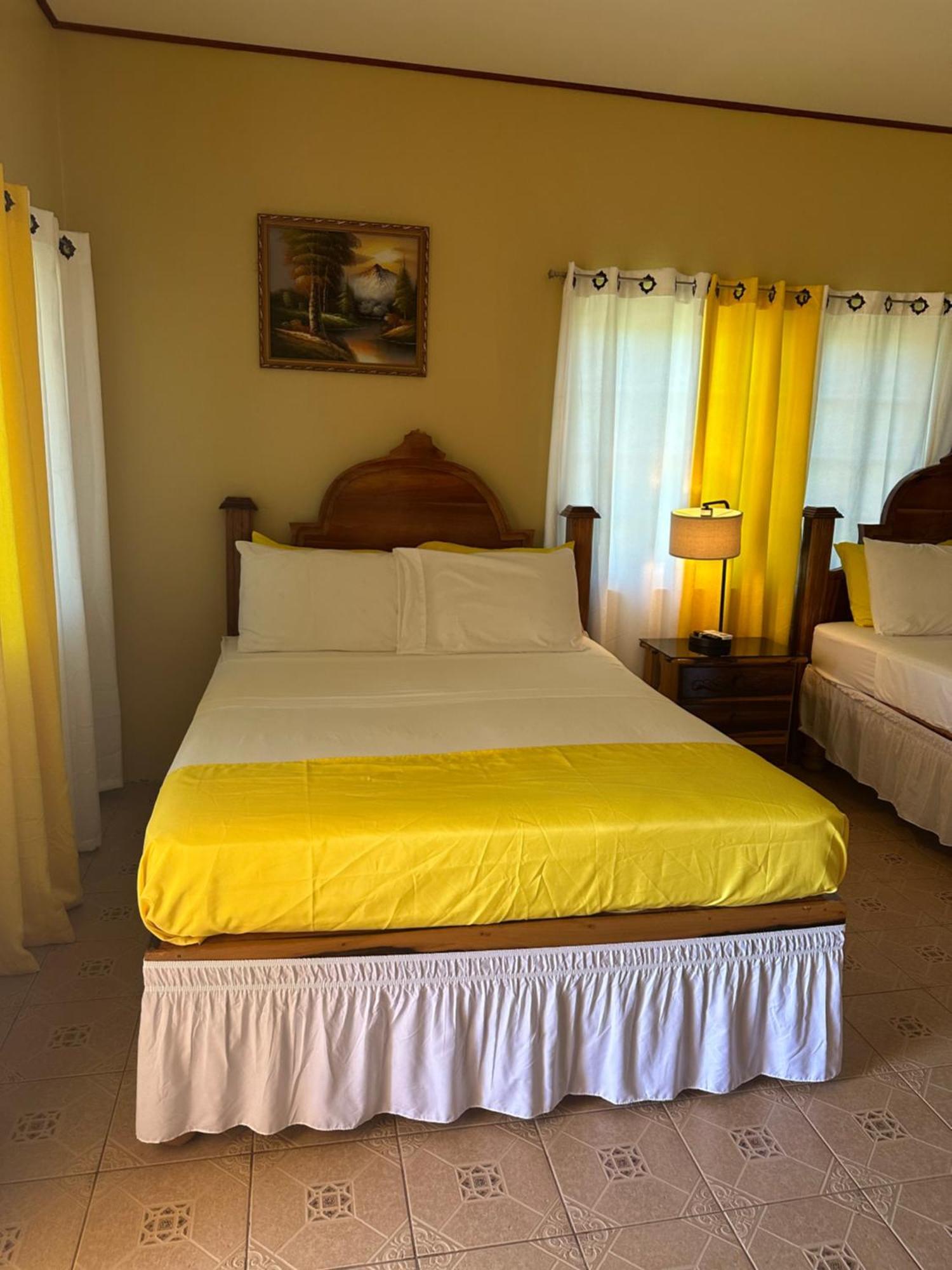 Brytan Villa Treasure Beach Exterior foto