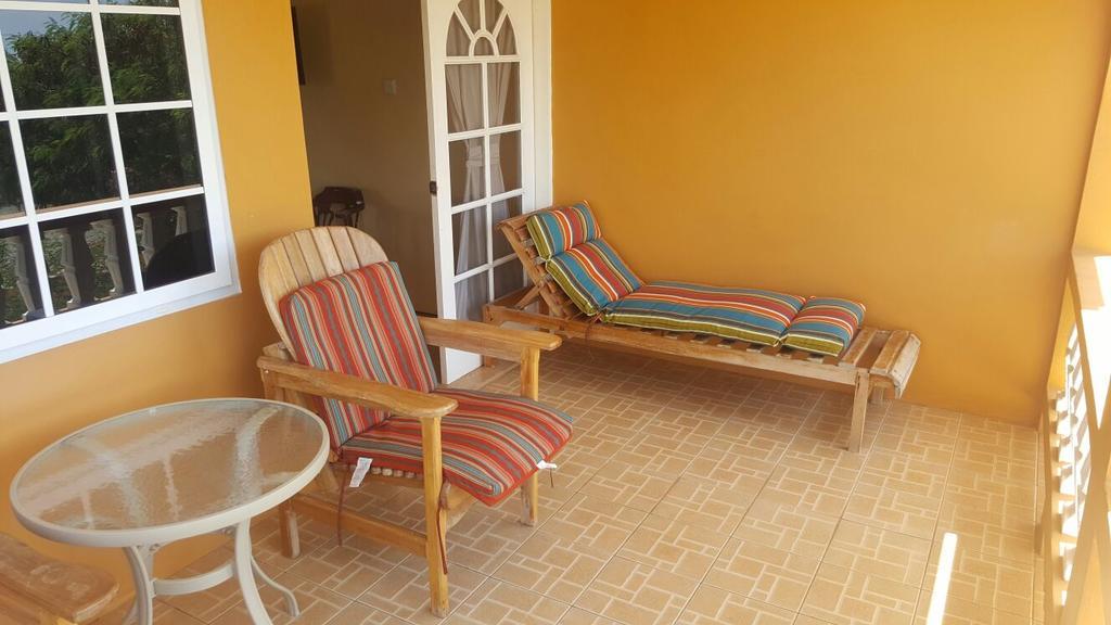 Brytan Villa Treasure Beach Exterior foto