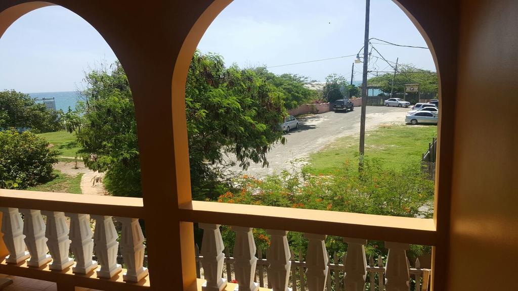 Brytan Villa Treasure Beach Exterior foto